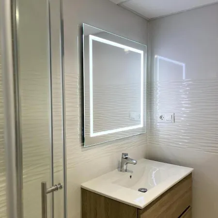 Apartamento Cd-estudio, Estudio A Estrenar Acogedor Y Funcional, Céntrico, Barrio Tranquilo *