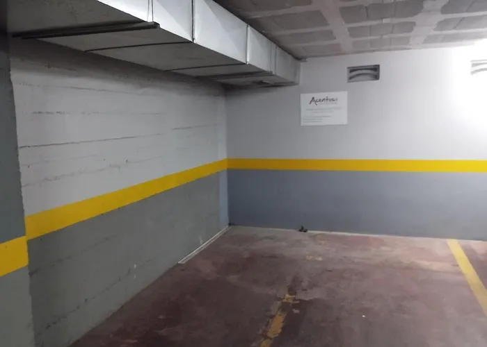Cd-estudio, Acogedor Y Funcional, Centrico, Barrio Tranquilo * Malaga