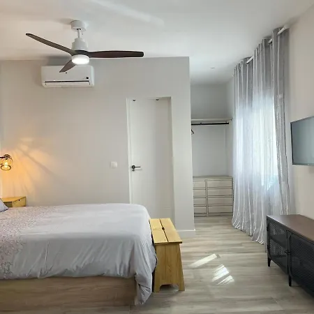 Cd-estudio, Acogedor Y Funcional, Centrico, Barrio Tranquilo * Malaga