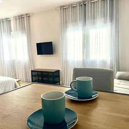 Apartment Cd-estudio, Acogedor Y Funcional, Centrico, Barrio Tranquilo Malaga