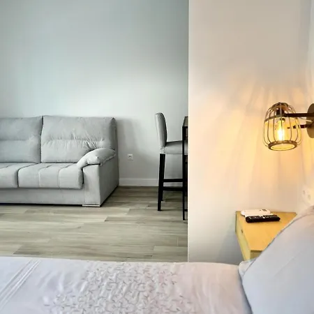 Apartment Cd-estudio, Acogedor Y Funcional, Centrico, Barrio Tranquilo *
